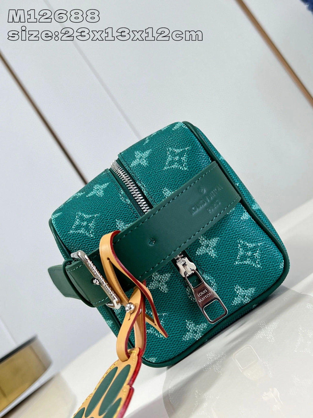 LOUIS VUITTON BAG