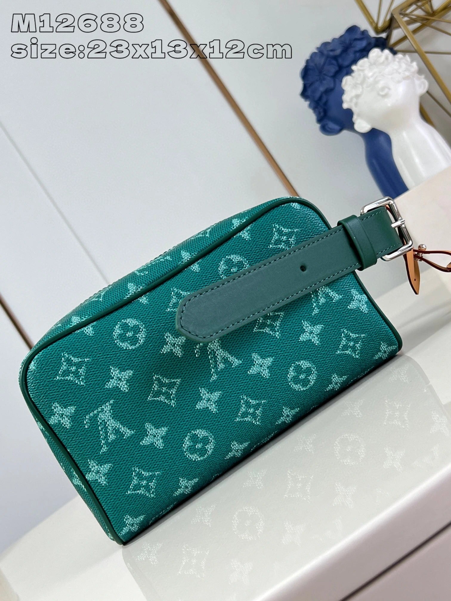 LOUIS VUITTON BAG