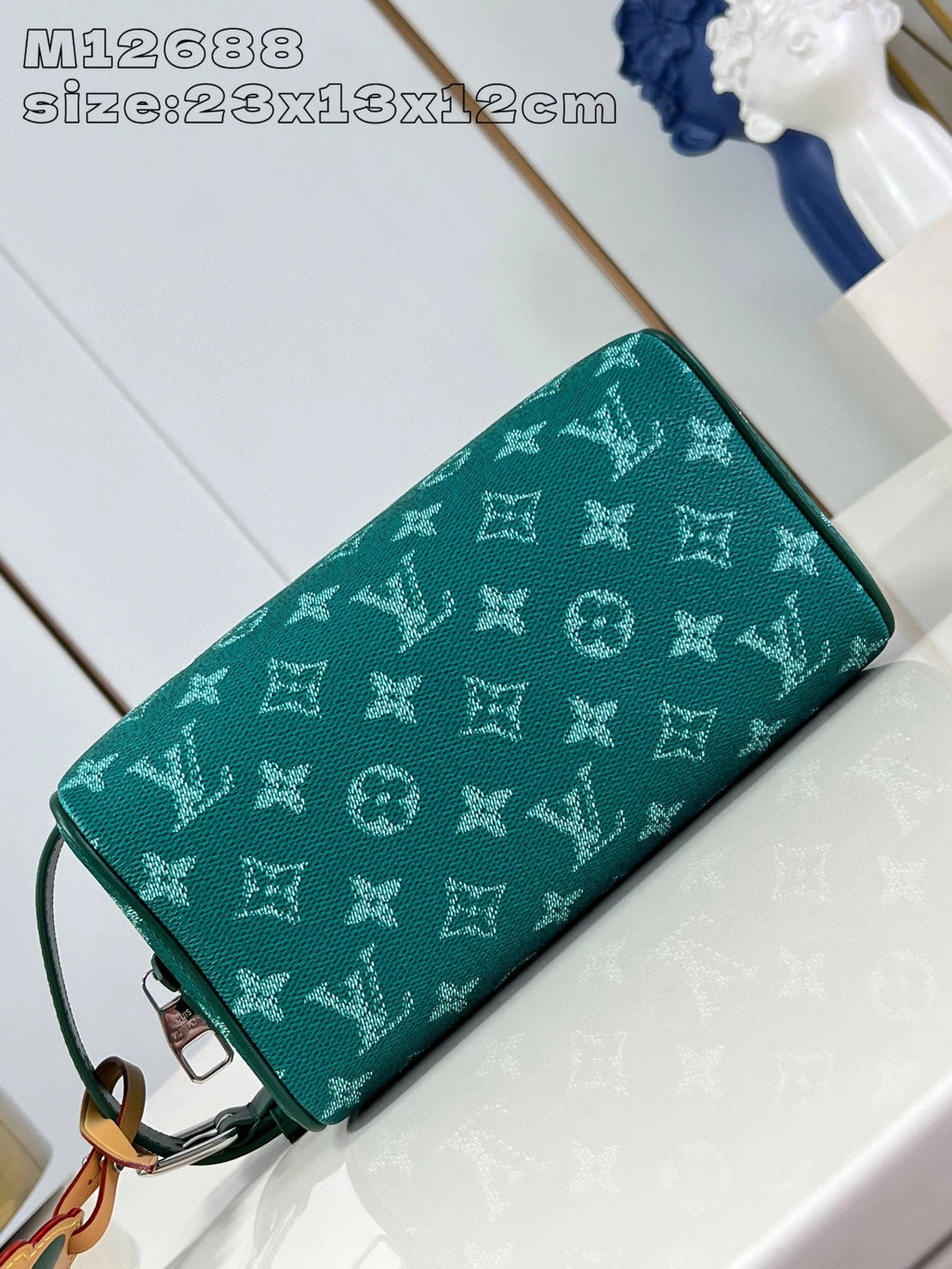 LOUIS VUITTON BAG