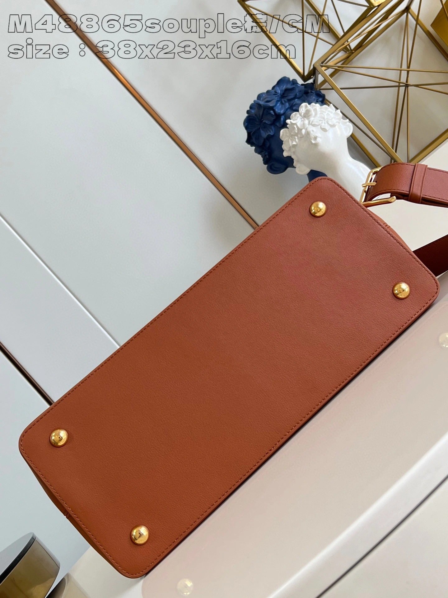 LOUIS VUITTON BAG