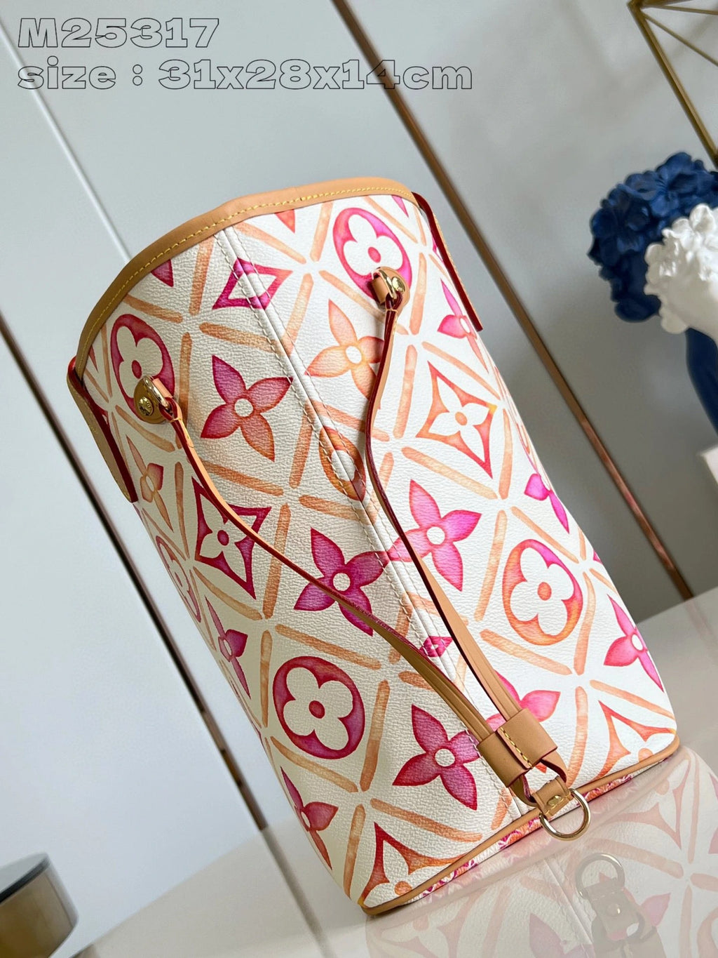 LOUIS VUITTON BAG