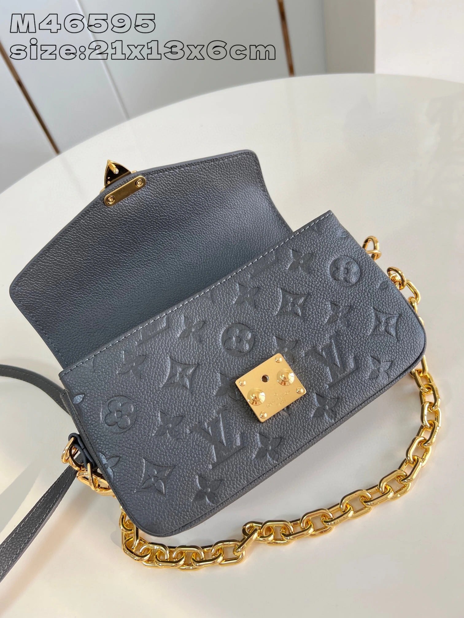 LOUIS VUITTON BAG
