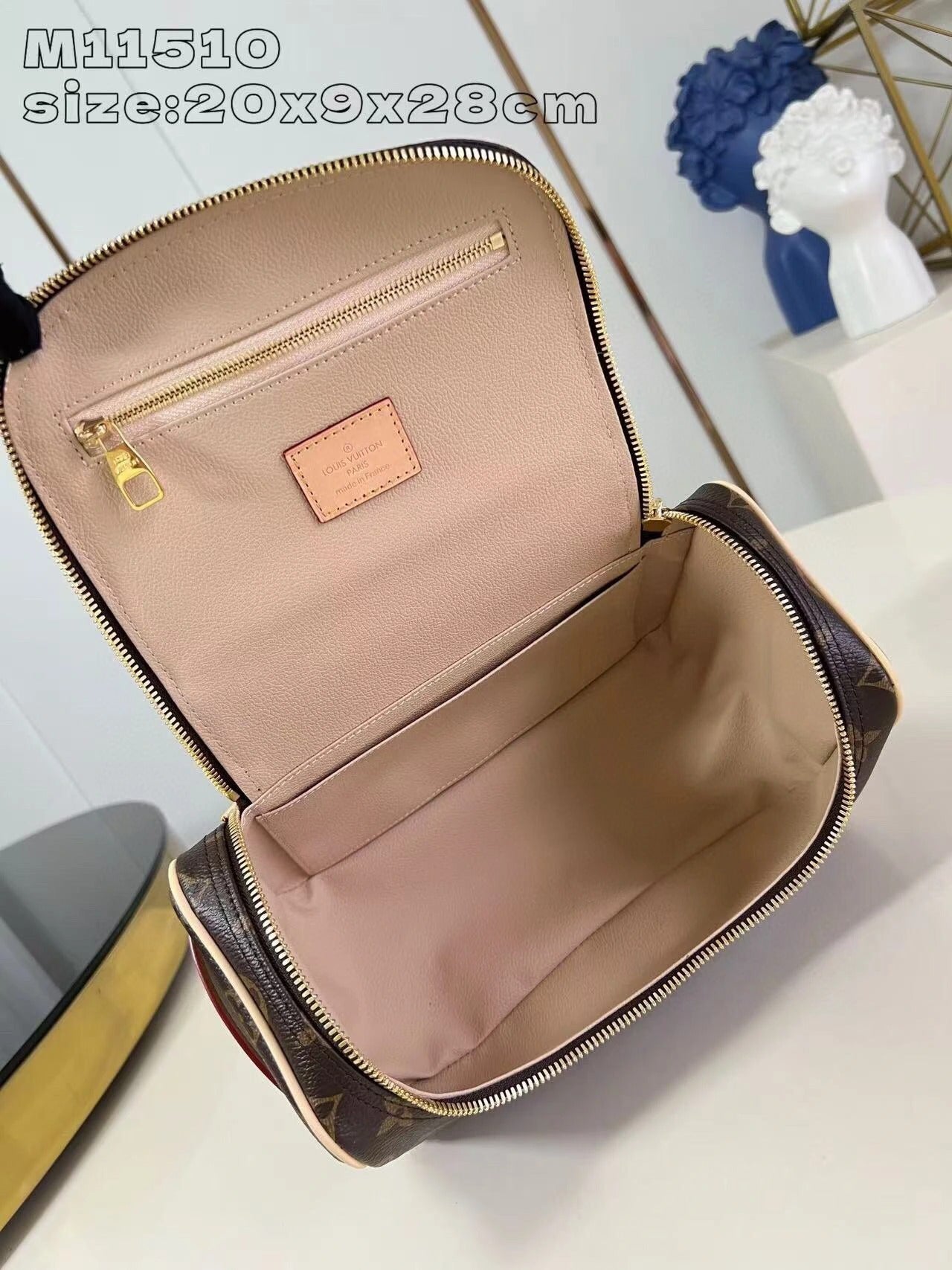 LOUIS VUITTON BAG