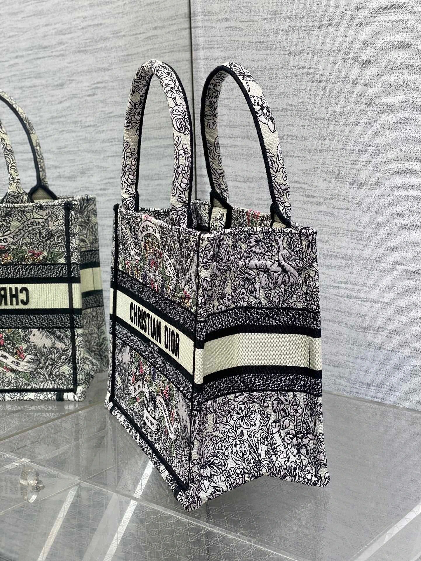 DIOR BAG