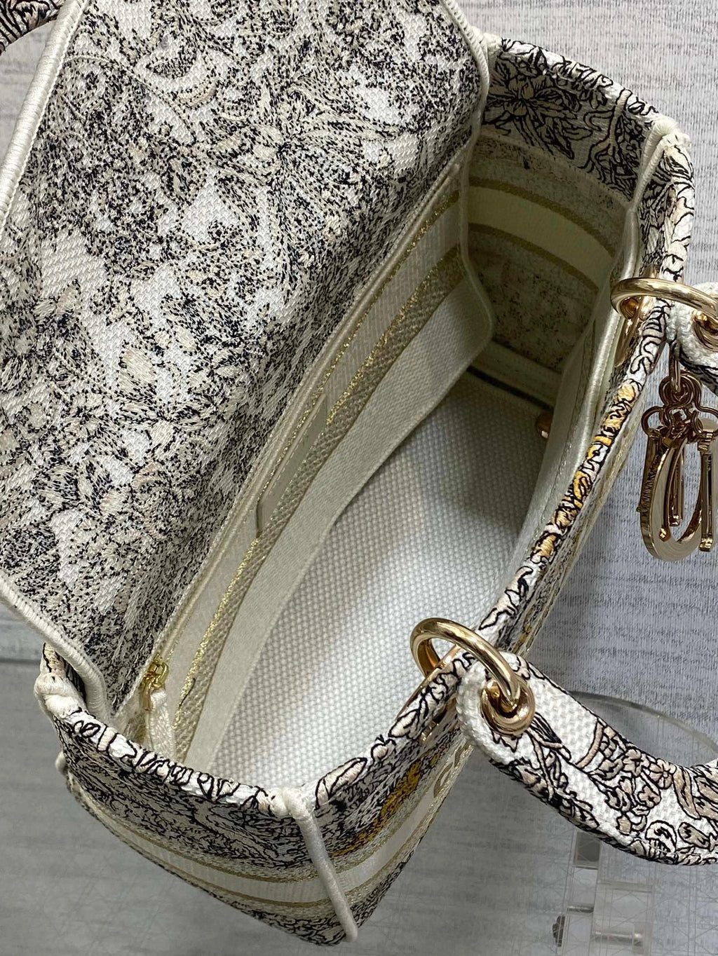 DIOR BAG