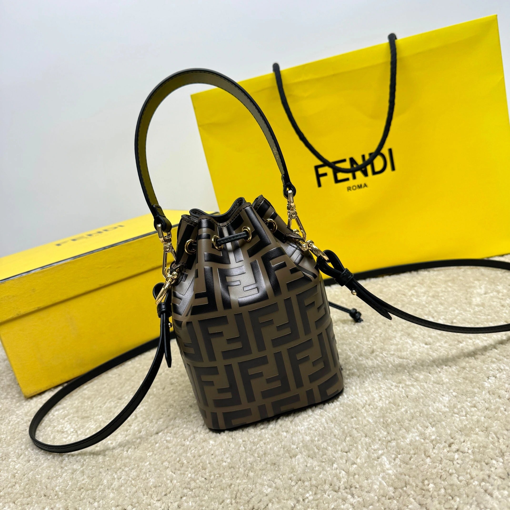 FENDI BAG