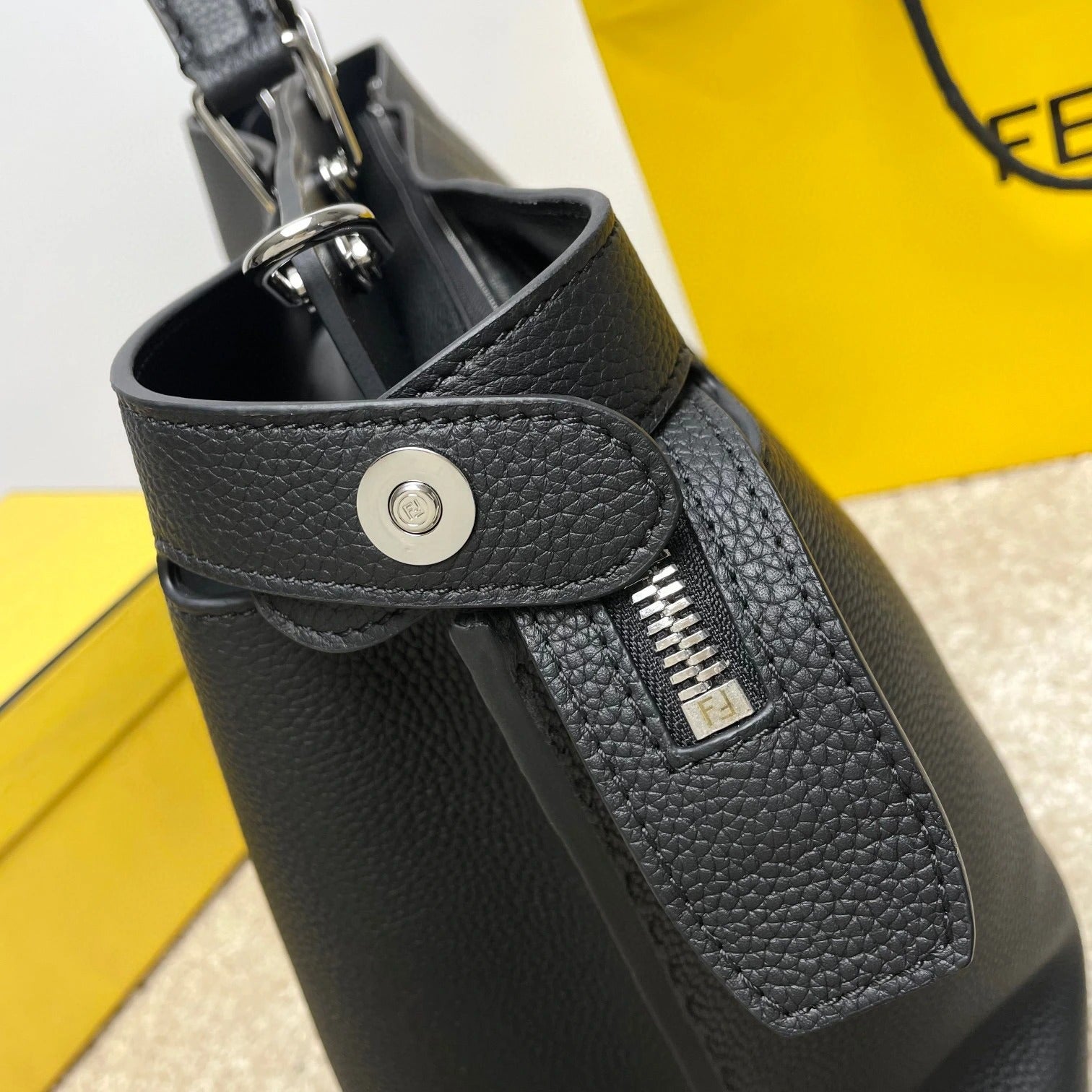 FENDI BAG