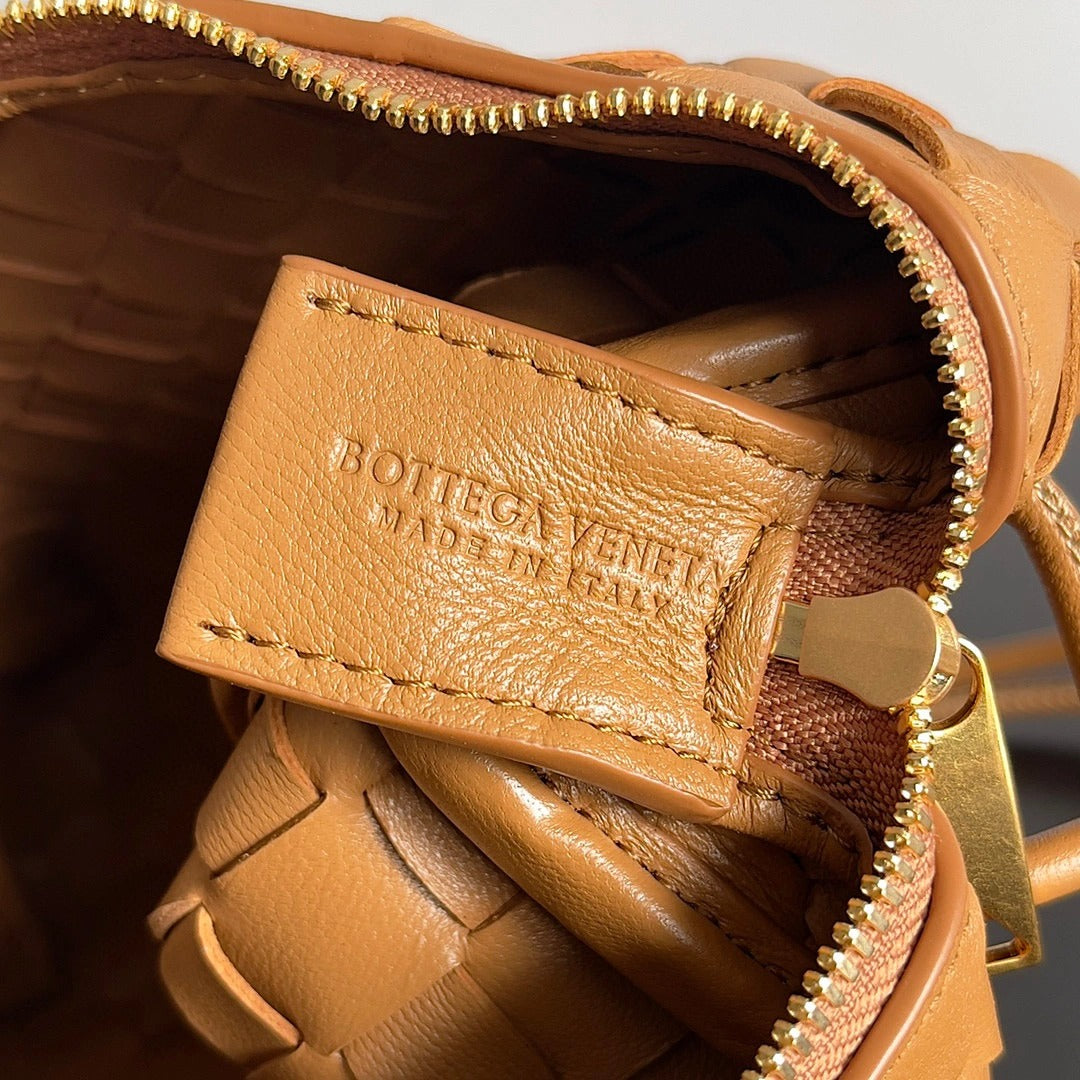 BOTTECA VENETA BAG