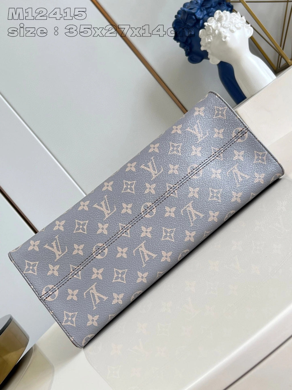 LOUIS VUITTON BAG