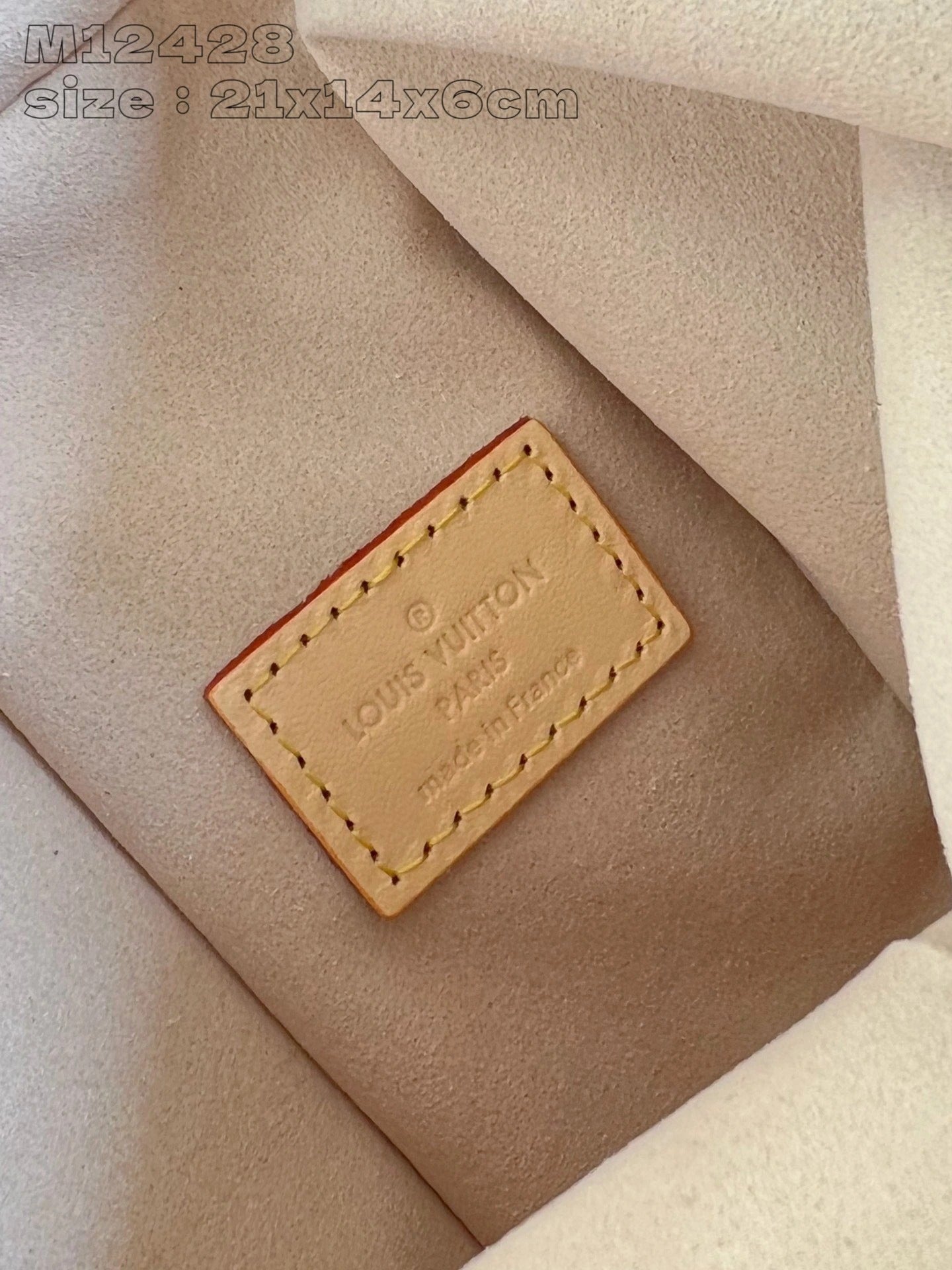 LOUIS VUITTON BAG