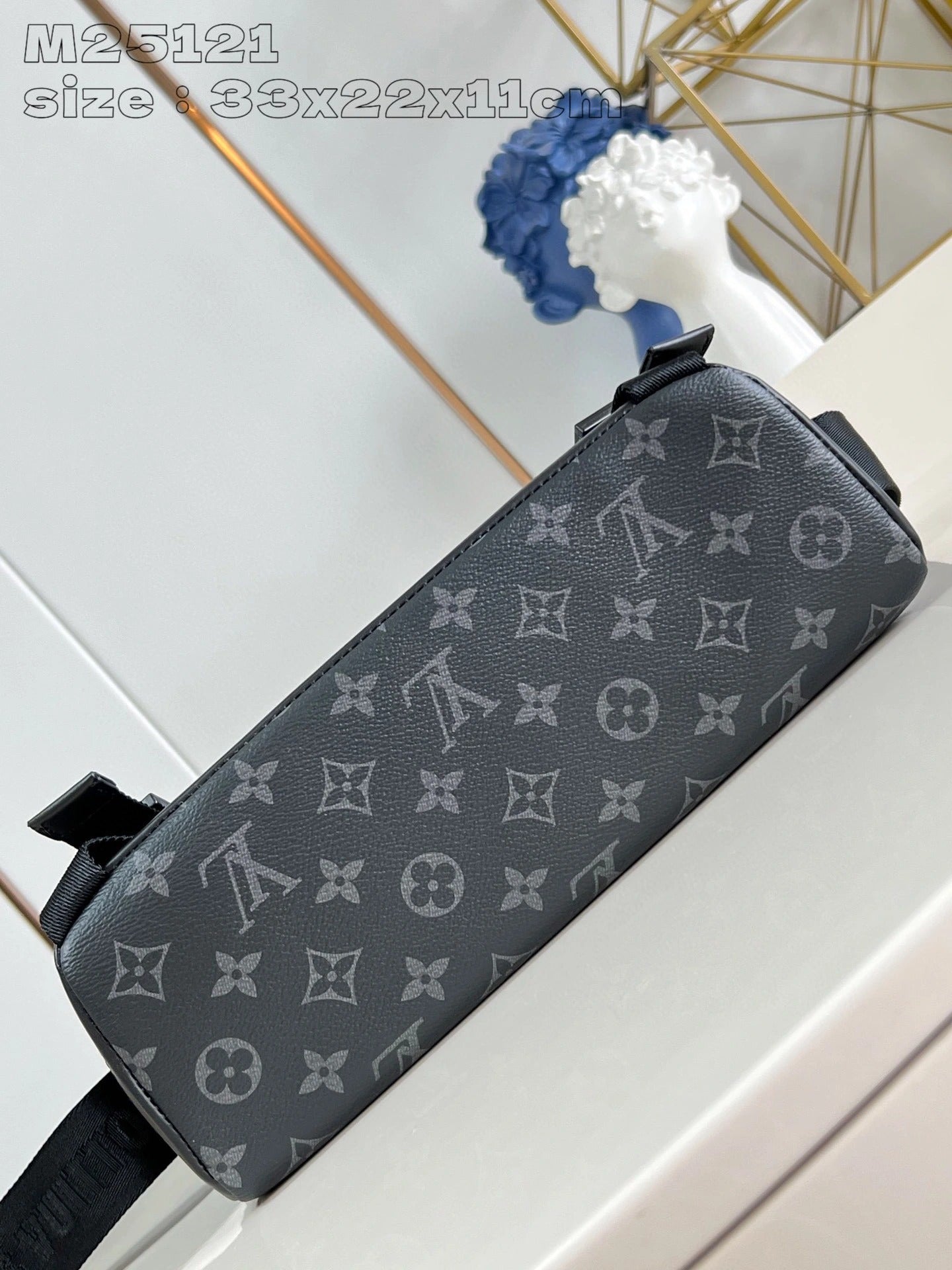 LOUIS VUITTON BAG