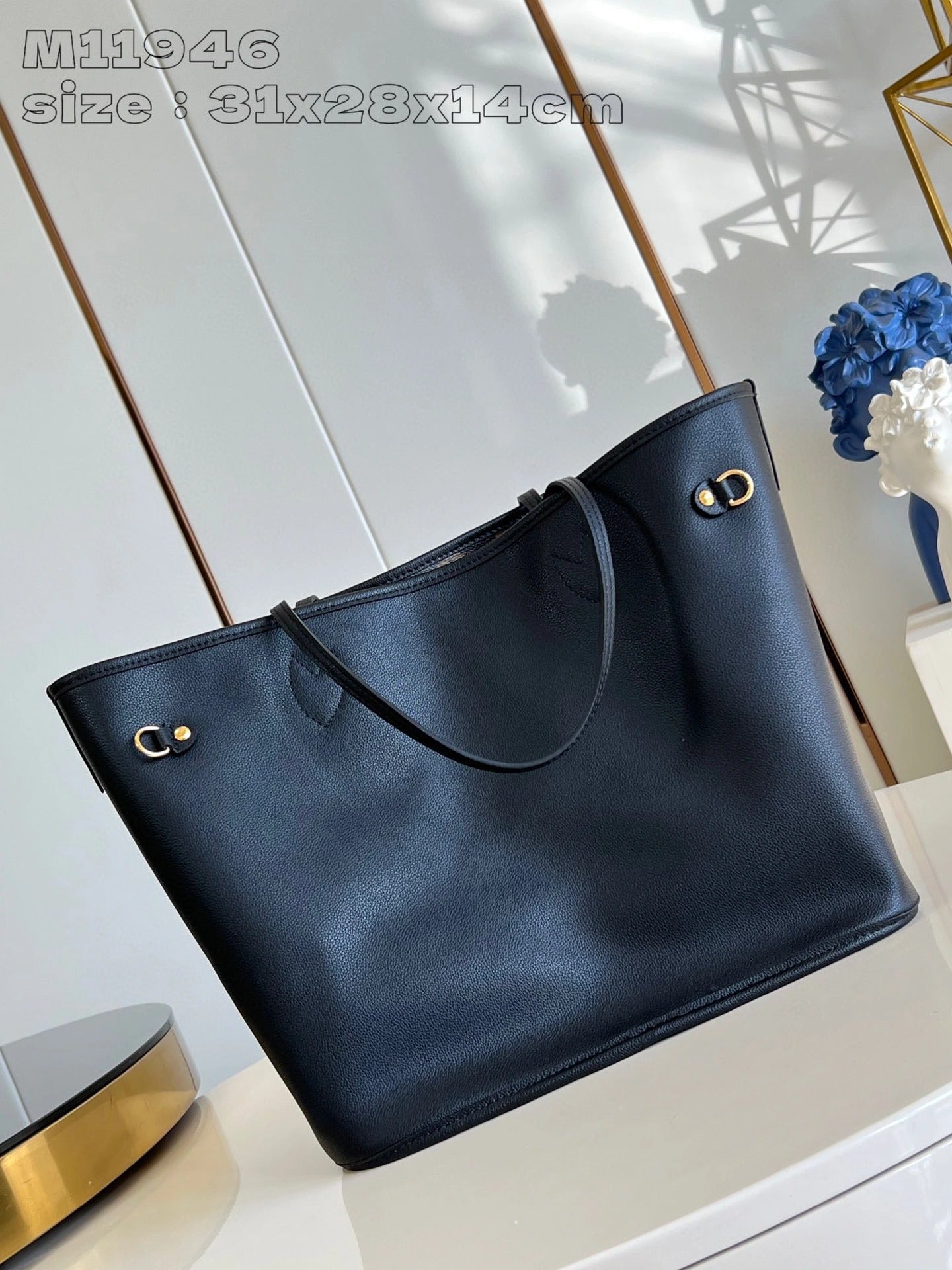 LOUIS VUITTON BAG