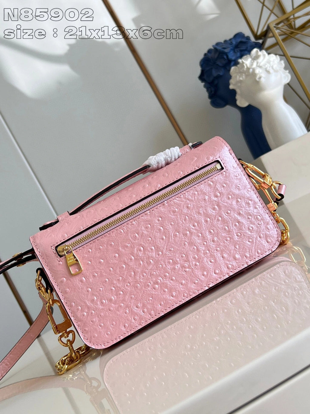 LOUIS VUITTON BAG