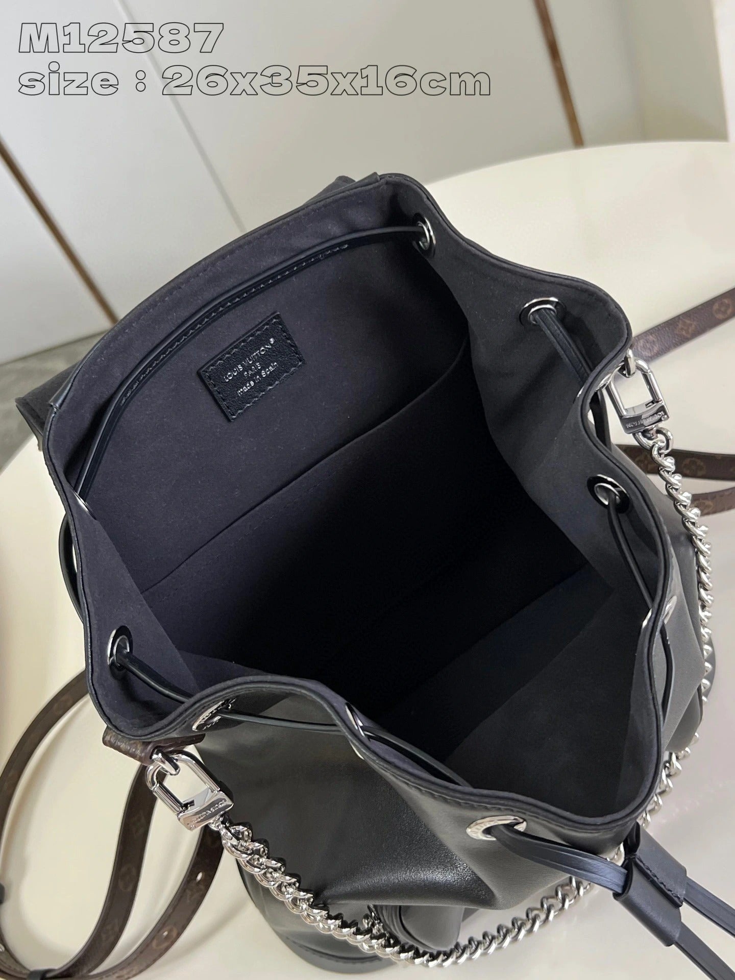 LOUIS VUITTON BAG