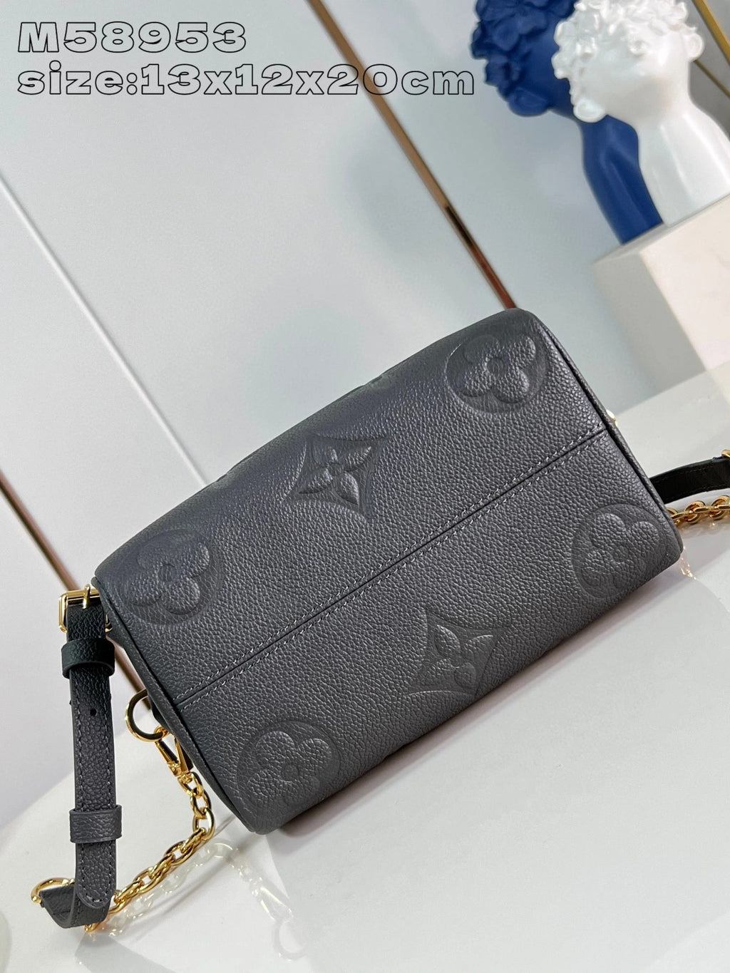 LOUIS VUITTON BAG