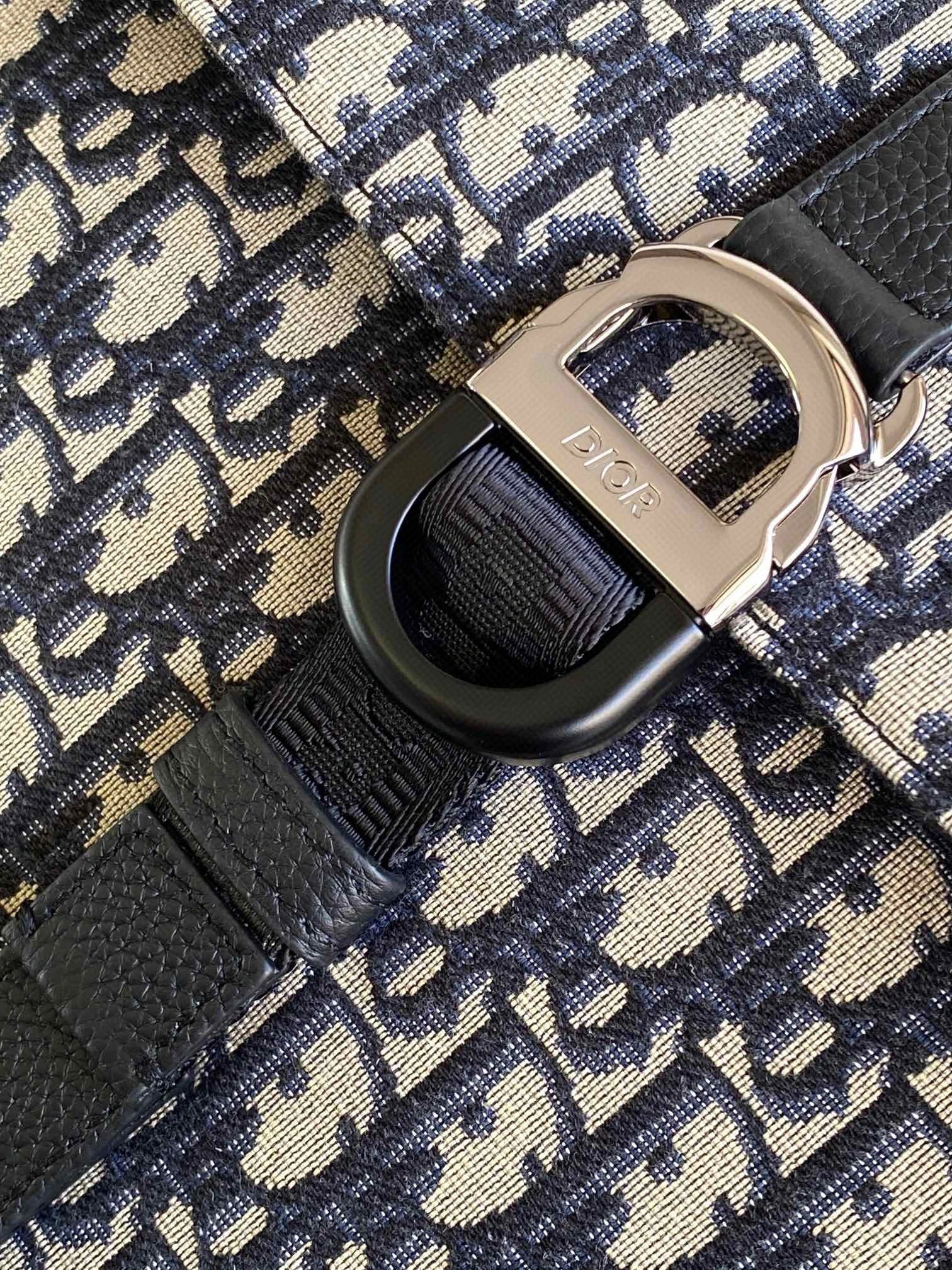 DIOR BAG