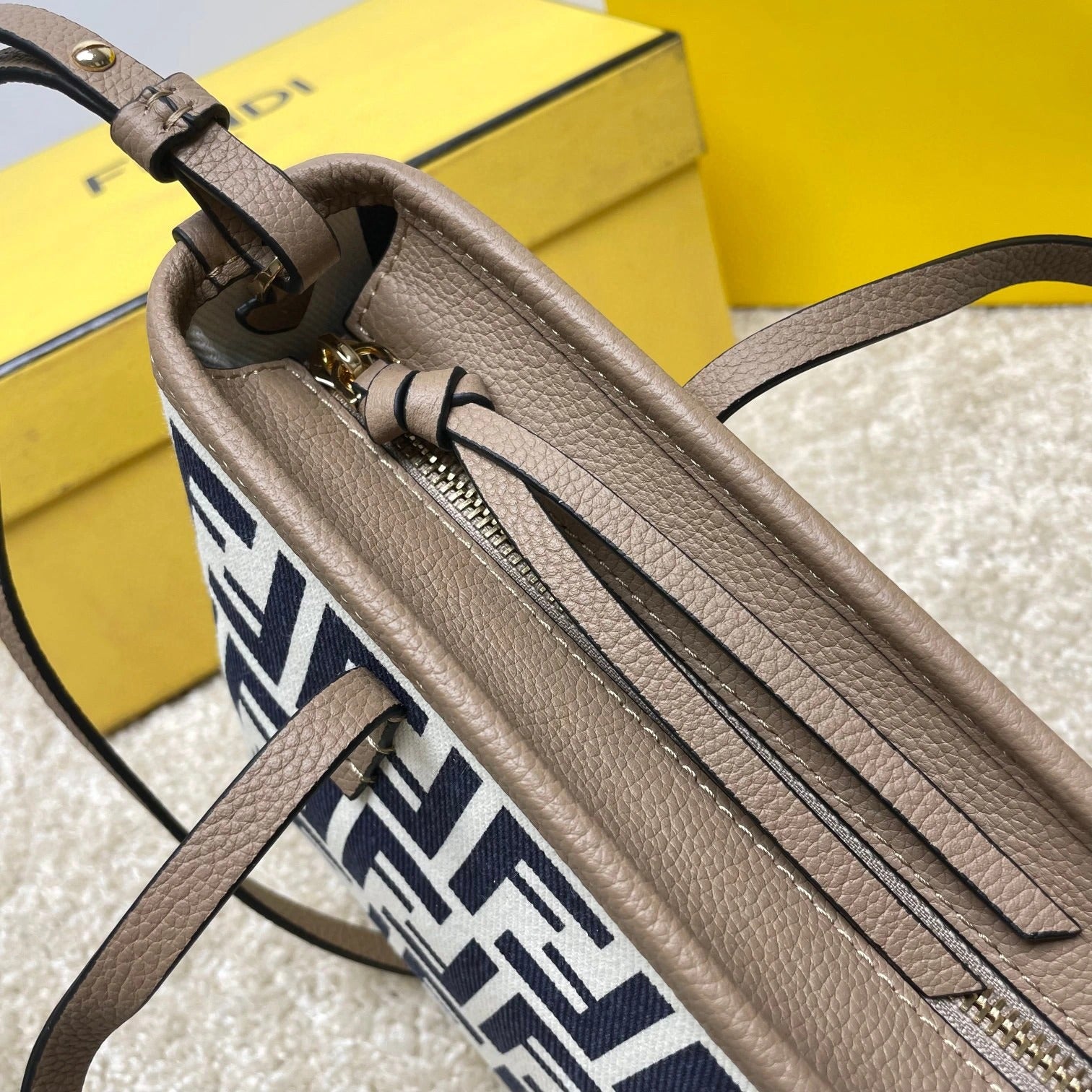 FENDI BAG