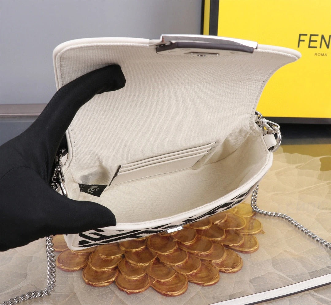 FENDI BAG
