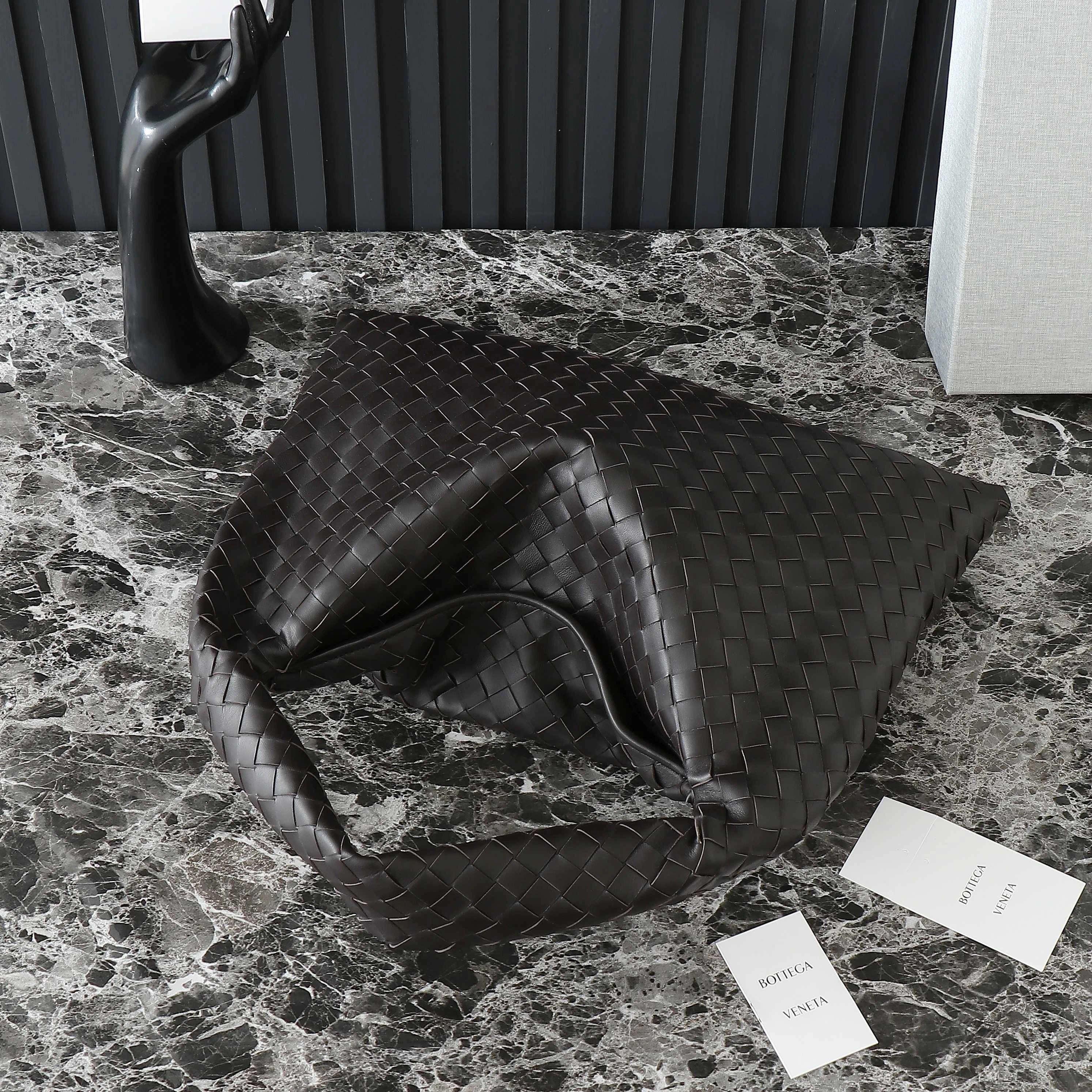 BOTTECA VENETA BAG