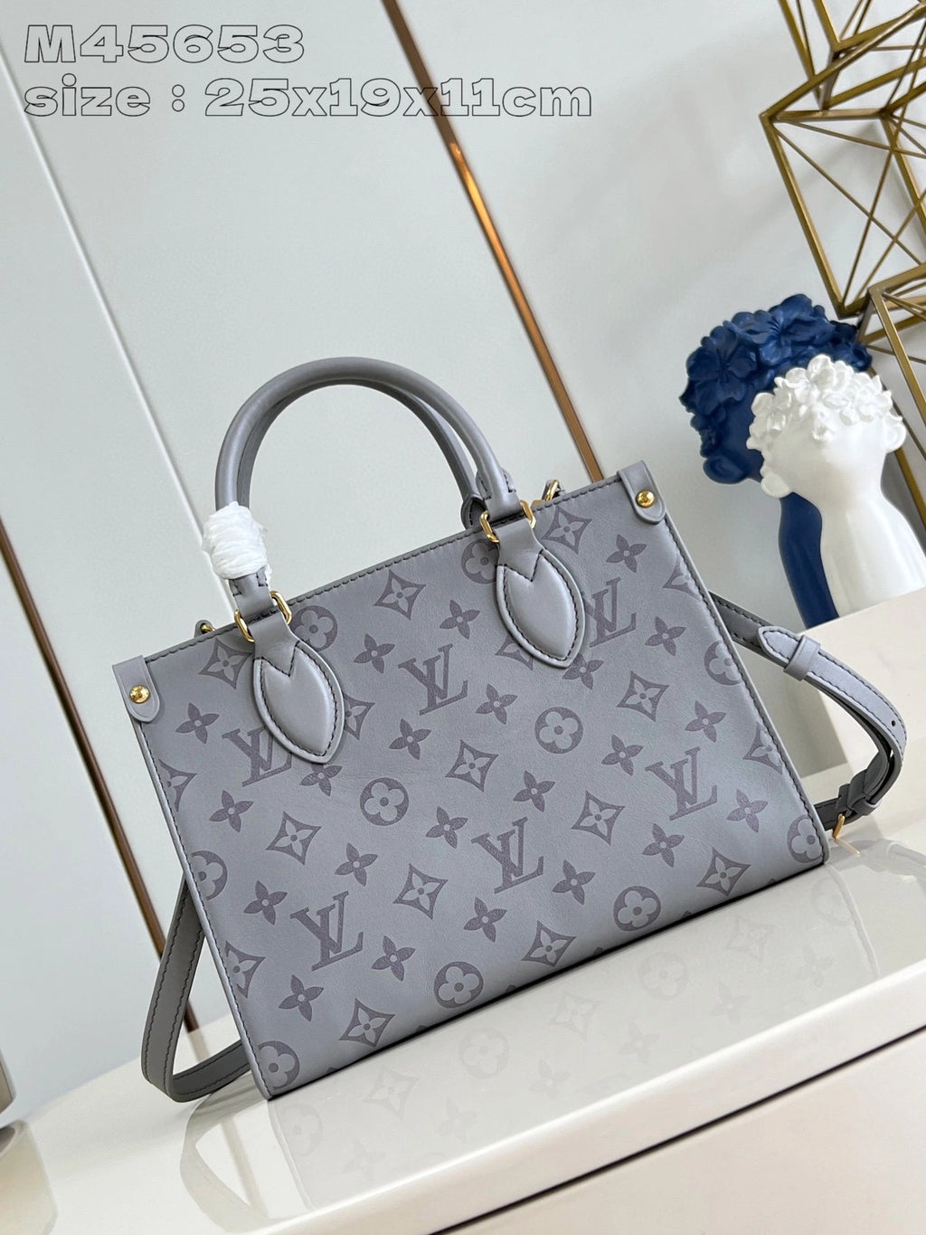 LOUIS VUITTON BAG