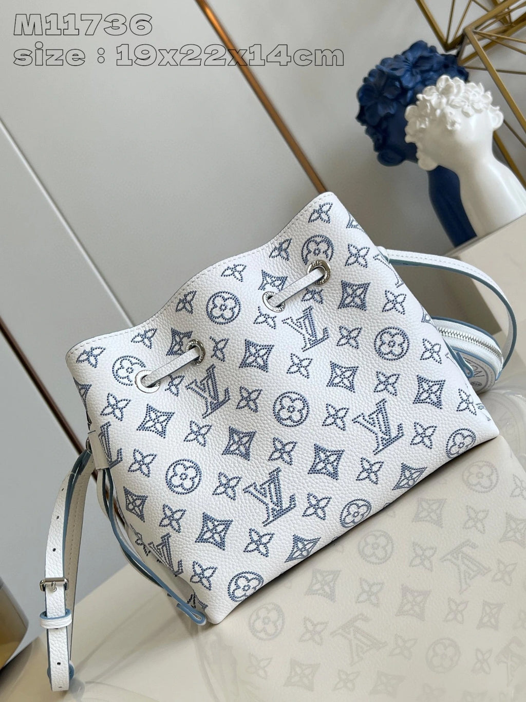 LOUIS VUITTON BAG