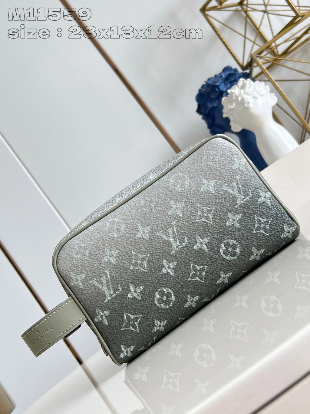LOUIS VUITTON BAG