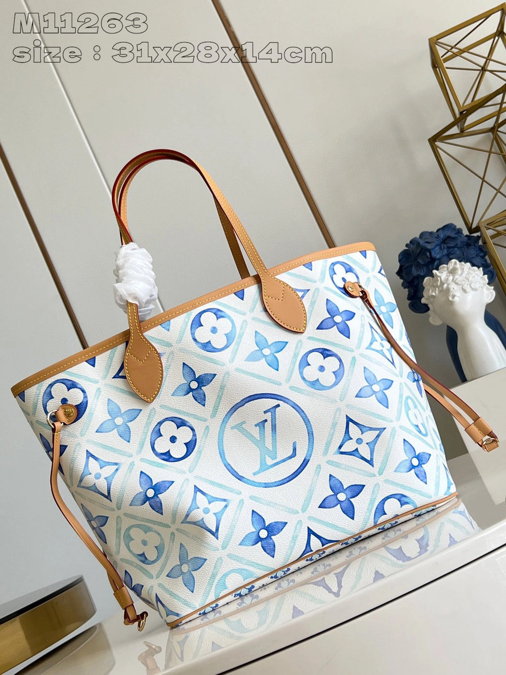 LOUIS VUITTON BAG