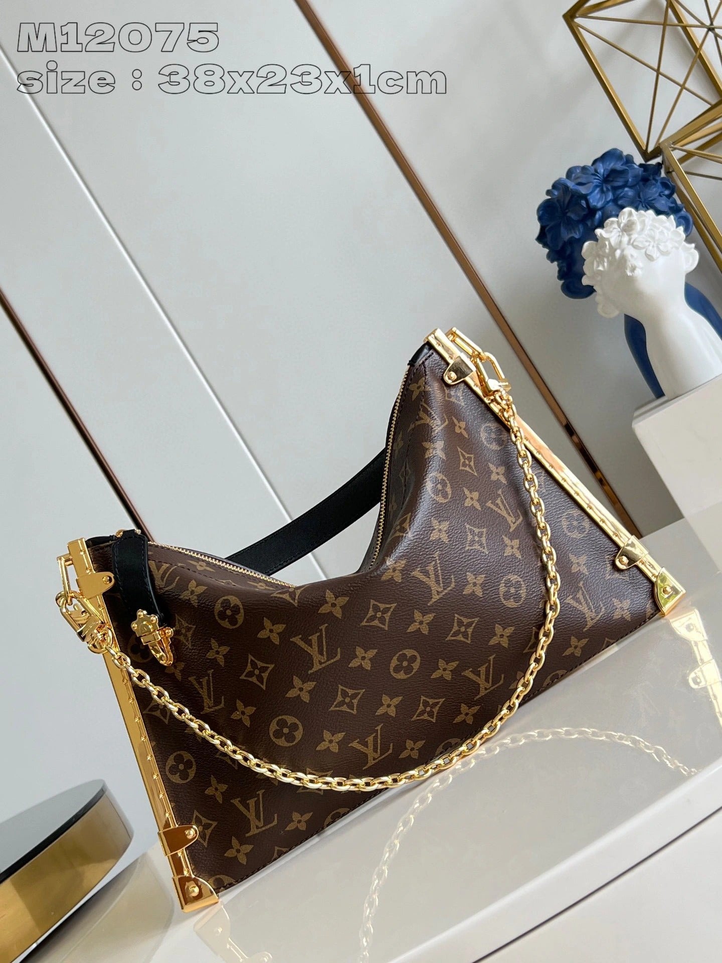 LOUIS VUITTON BAG