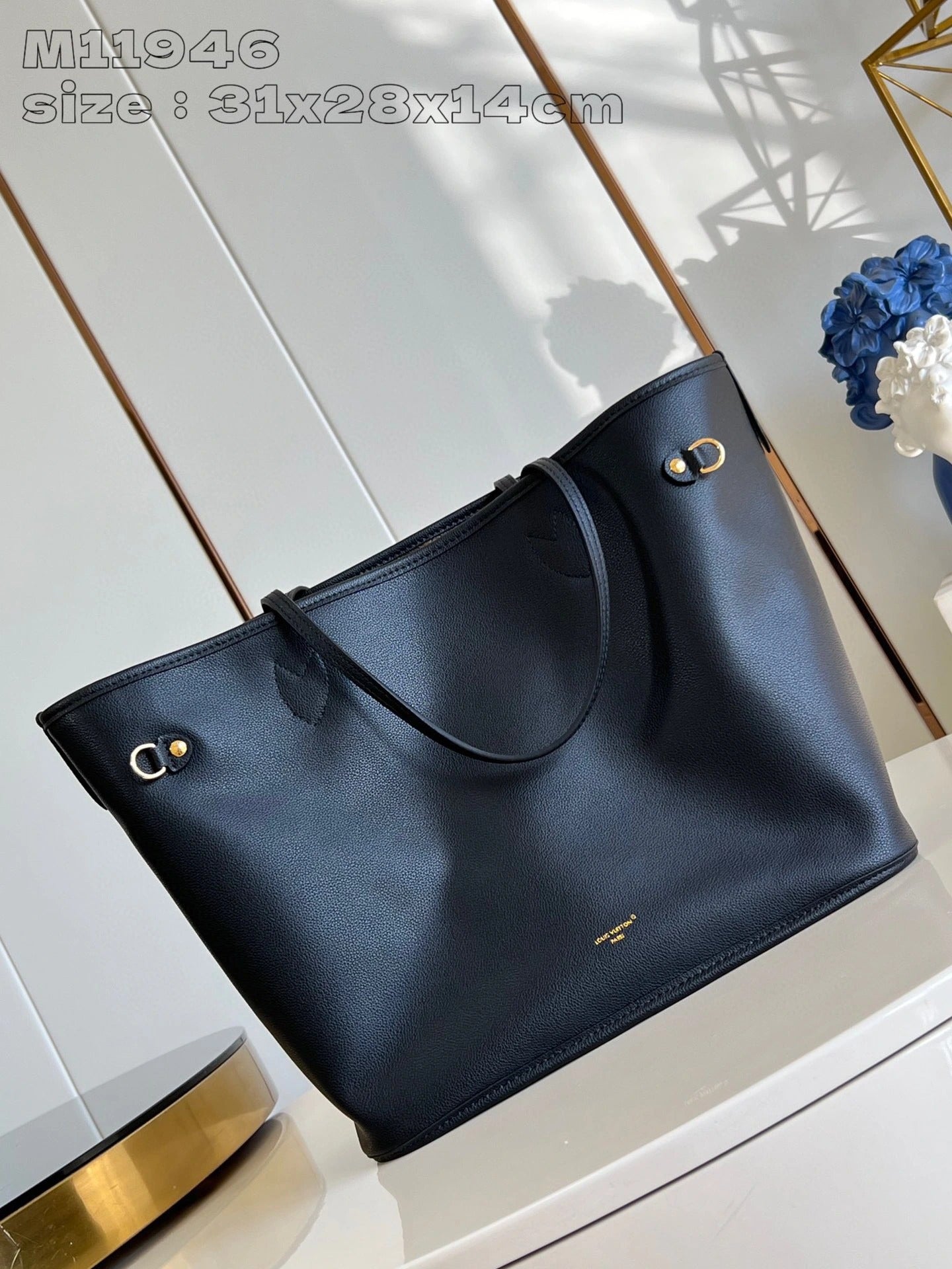 LOUIS VUITTON BAG