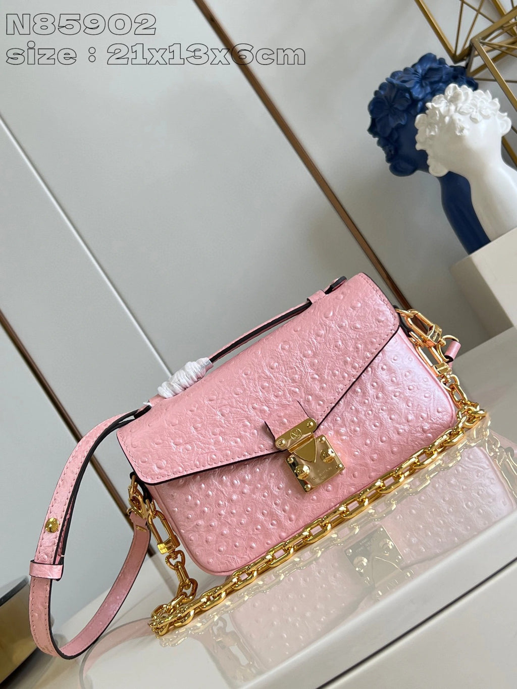 LOUIS VUITTON BAG