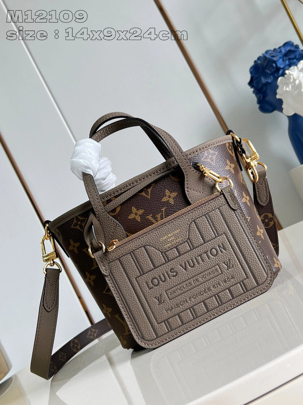 LOUIS VUITTON BAG
