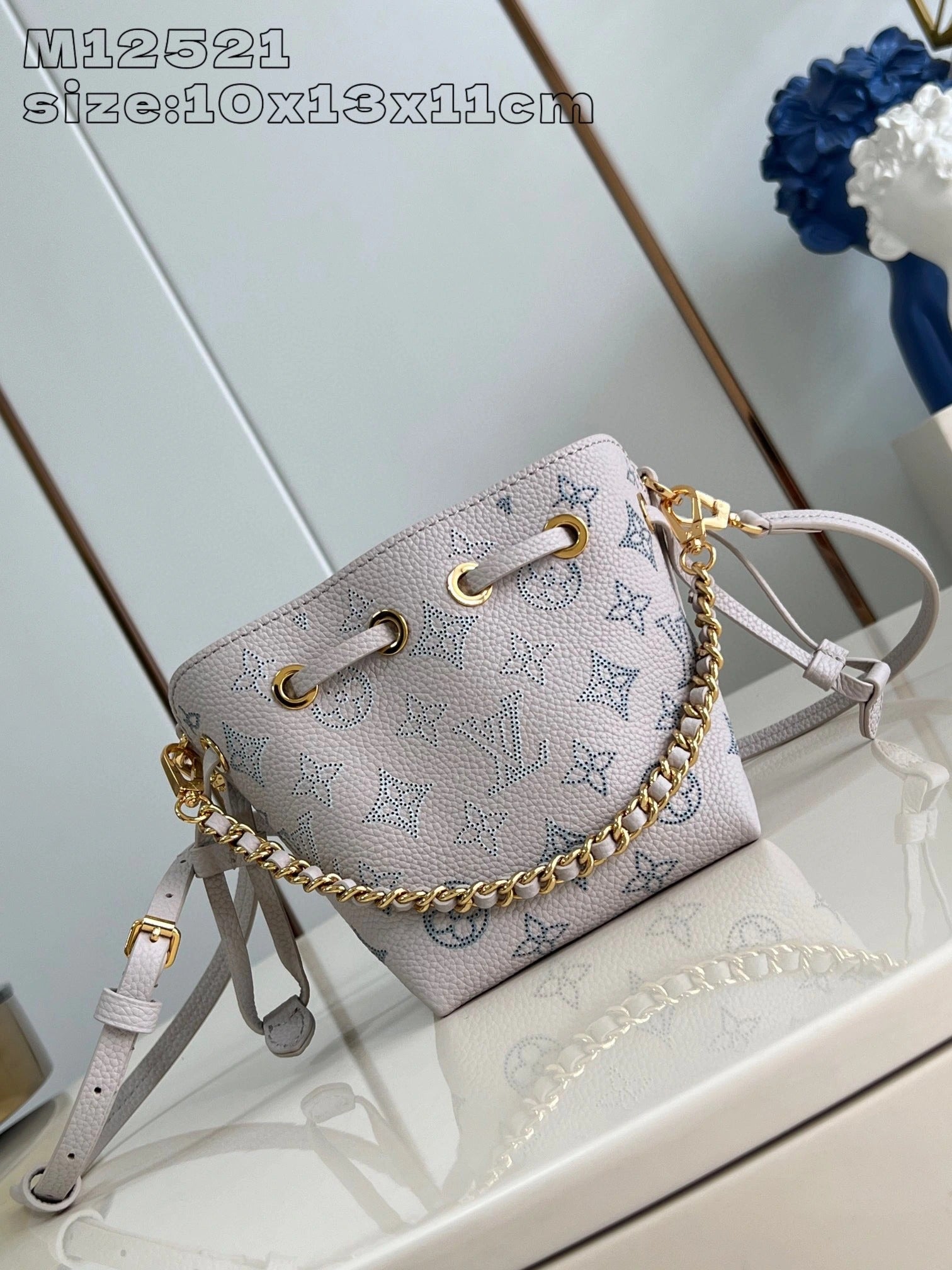 LOUIS VUITTON BAG