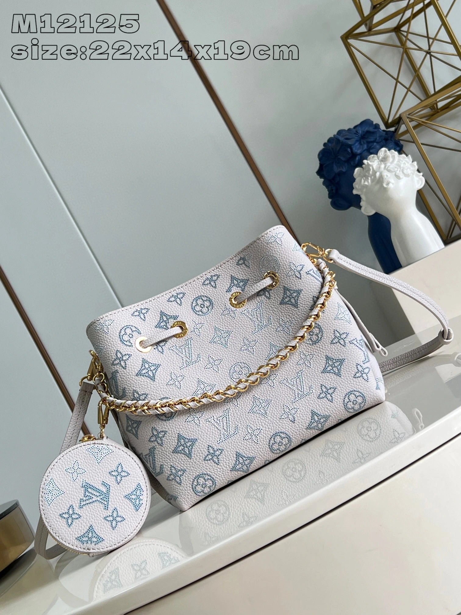 LOUIS VUITTON BAG