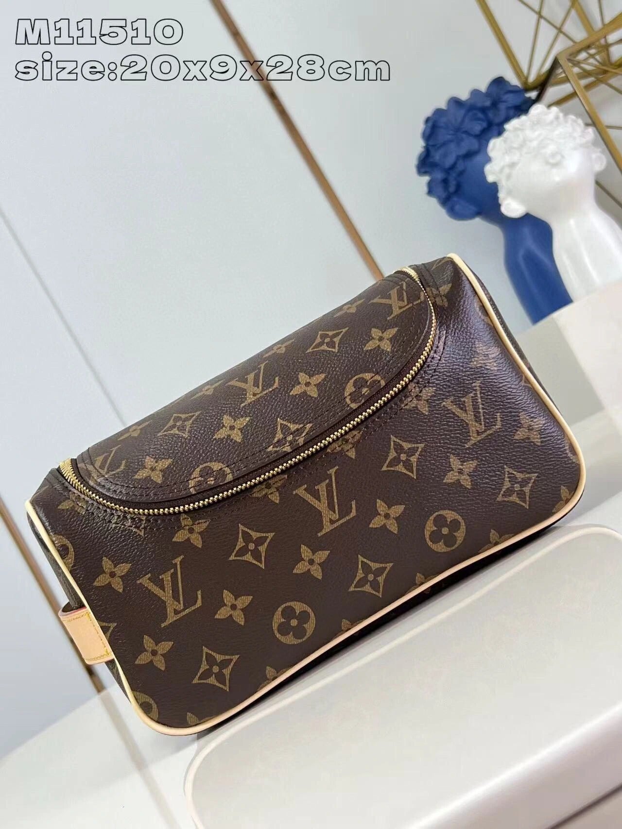 LOUIS VUITTON BAG