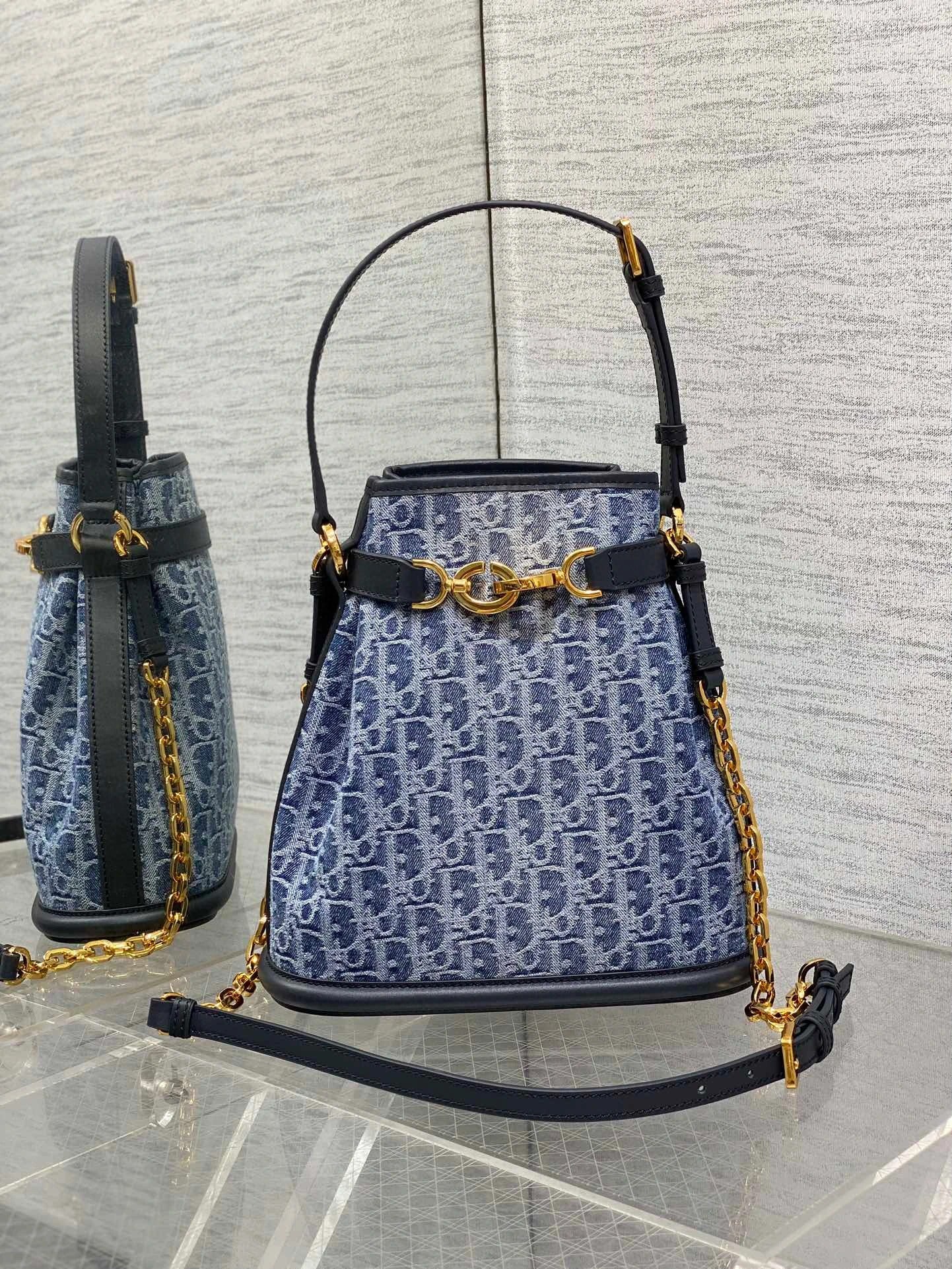 DIOR BAG