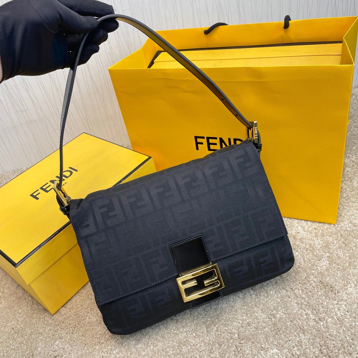 FENDI BAG