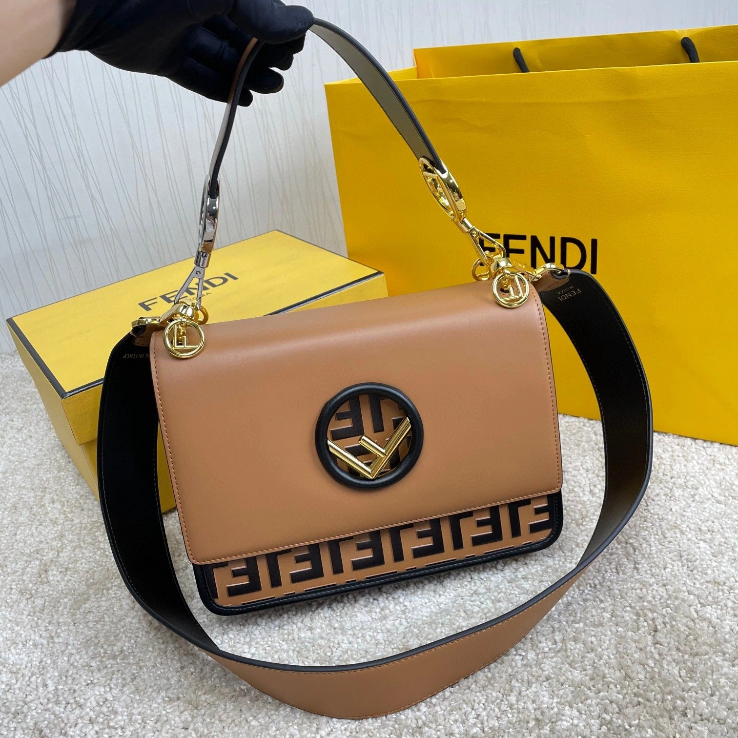 FENDI BAG