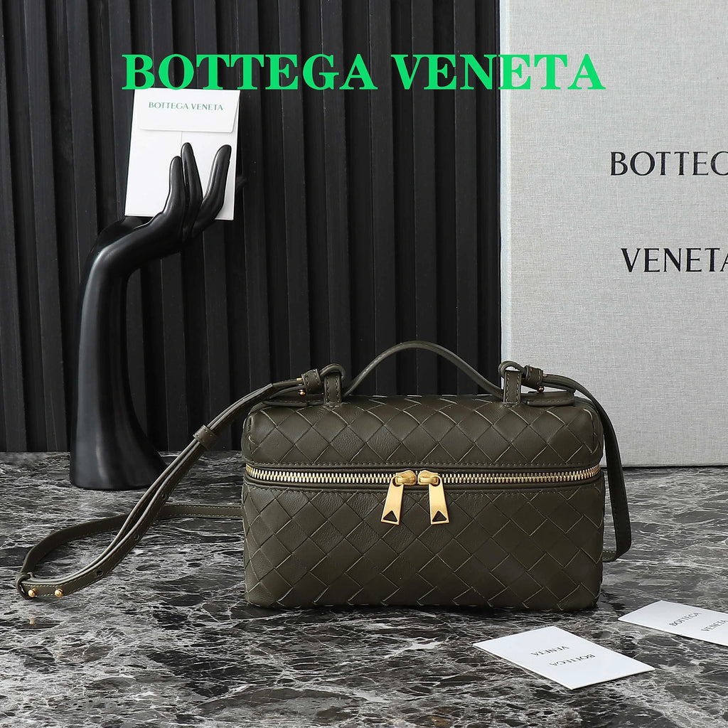 BOTTECA VENETA BAG