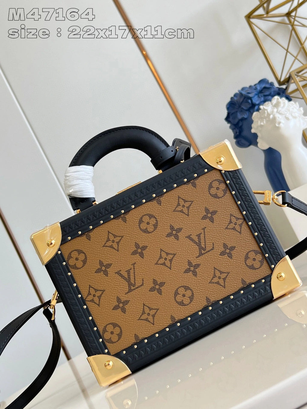 LOUIS VUITTON BAG
