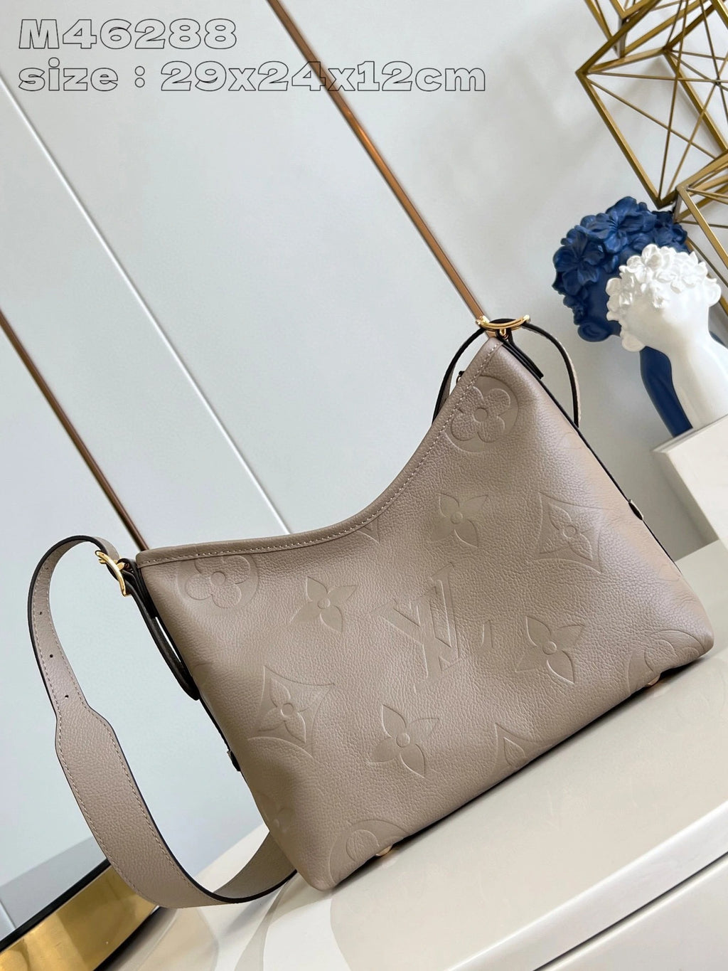LOUIS VUITTON BAG