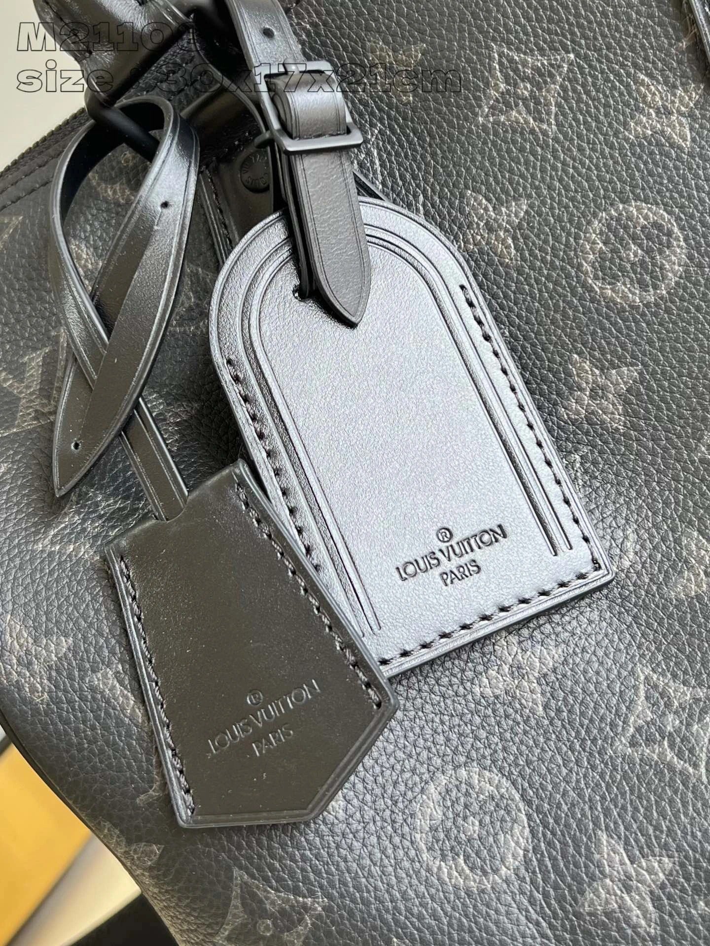 LOUIS VUITTON BAG