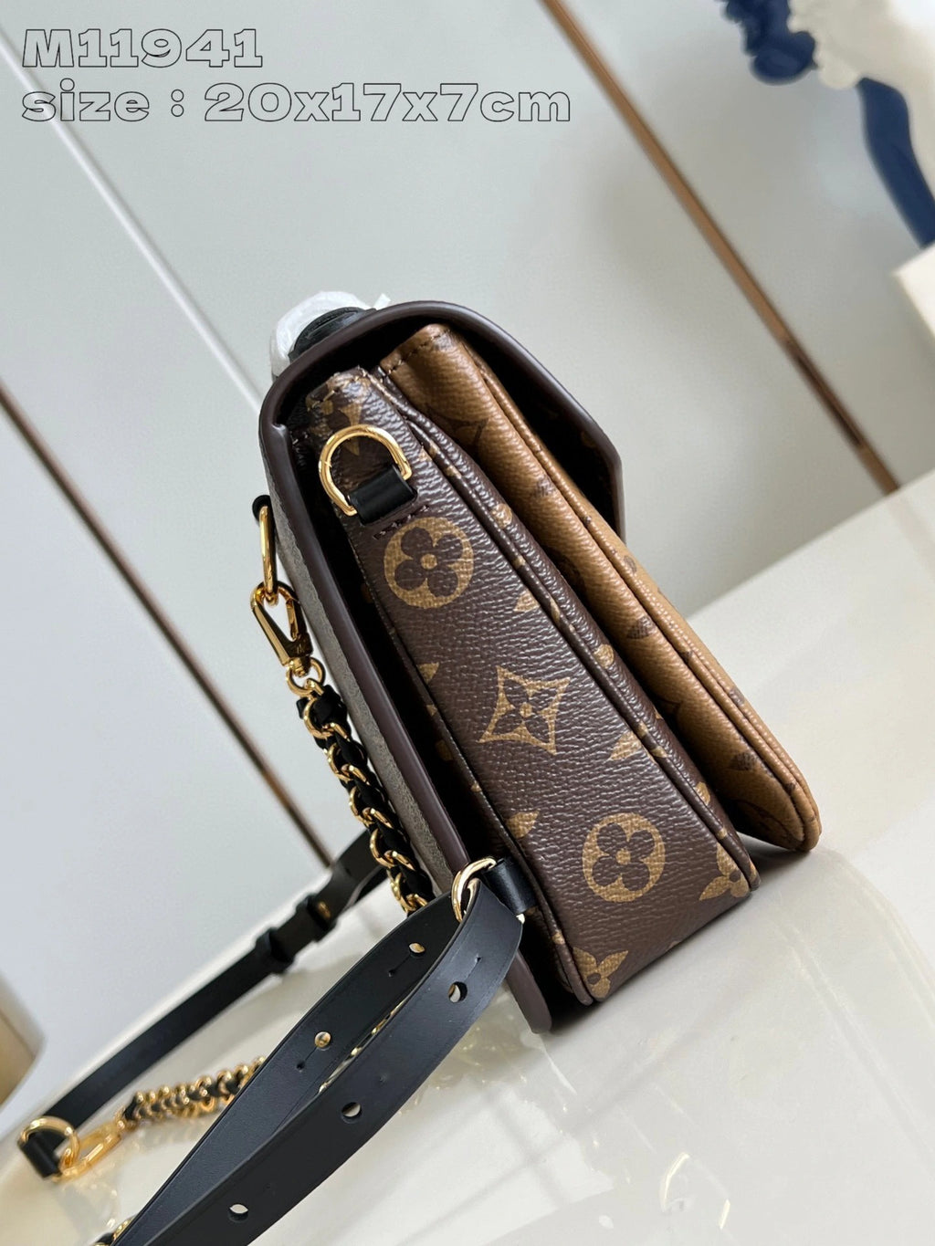 LOUIS VUITTON BAG