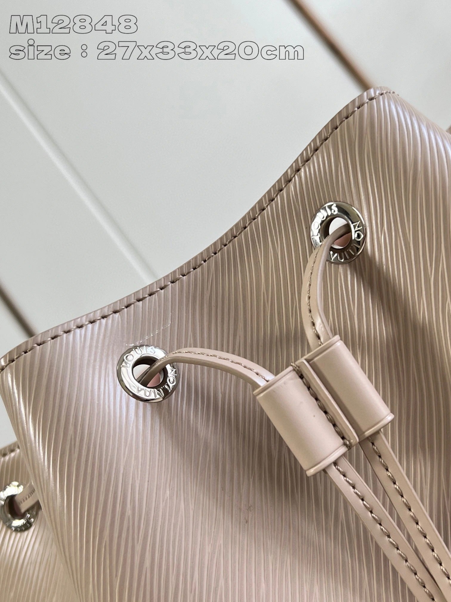 LOUIS VUITTON BAG