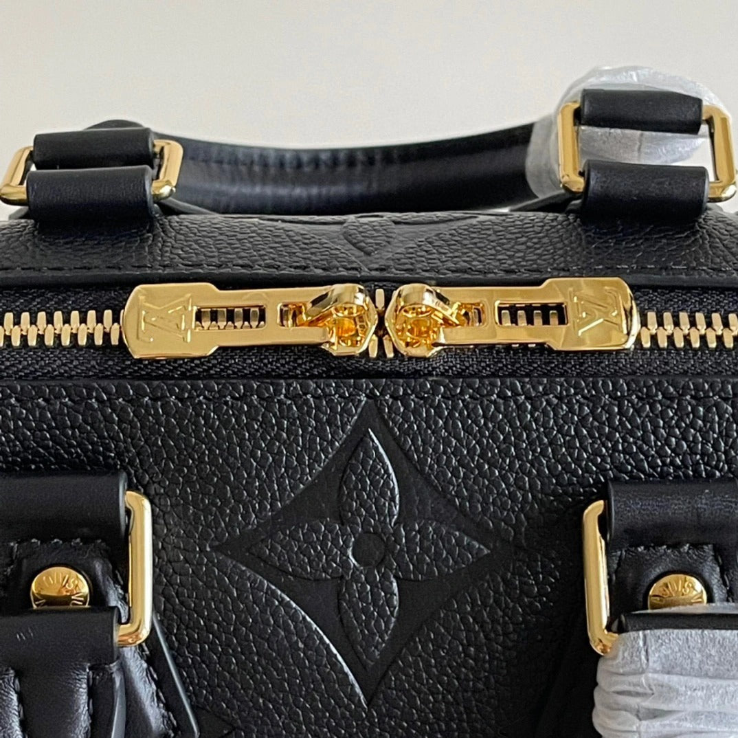 LOUIS VUITTON BAG