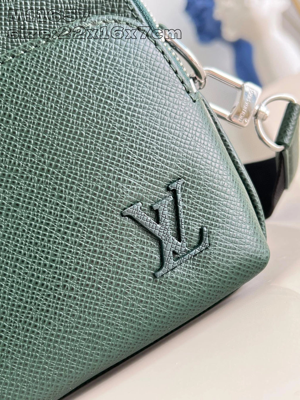 LOUIS VUITTON BAG
