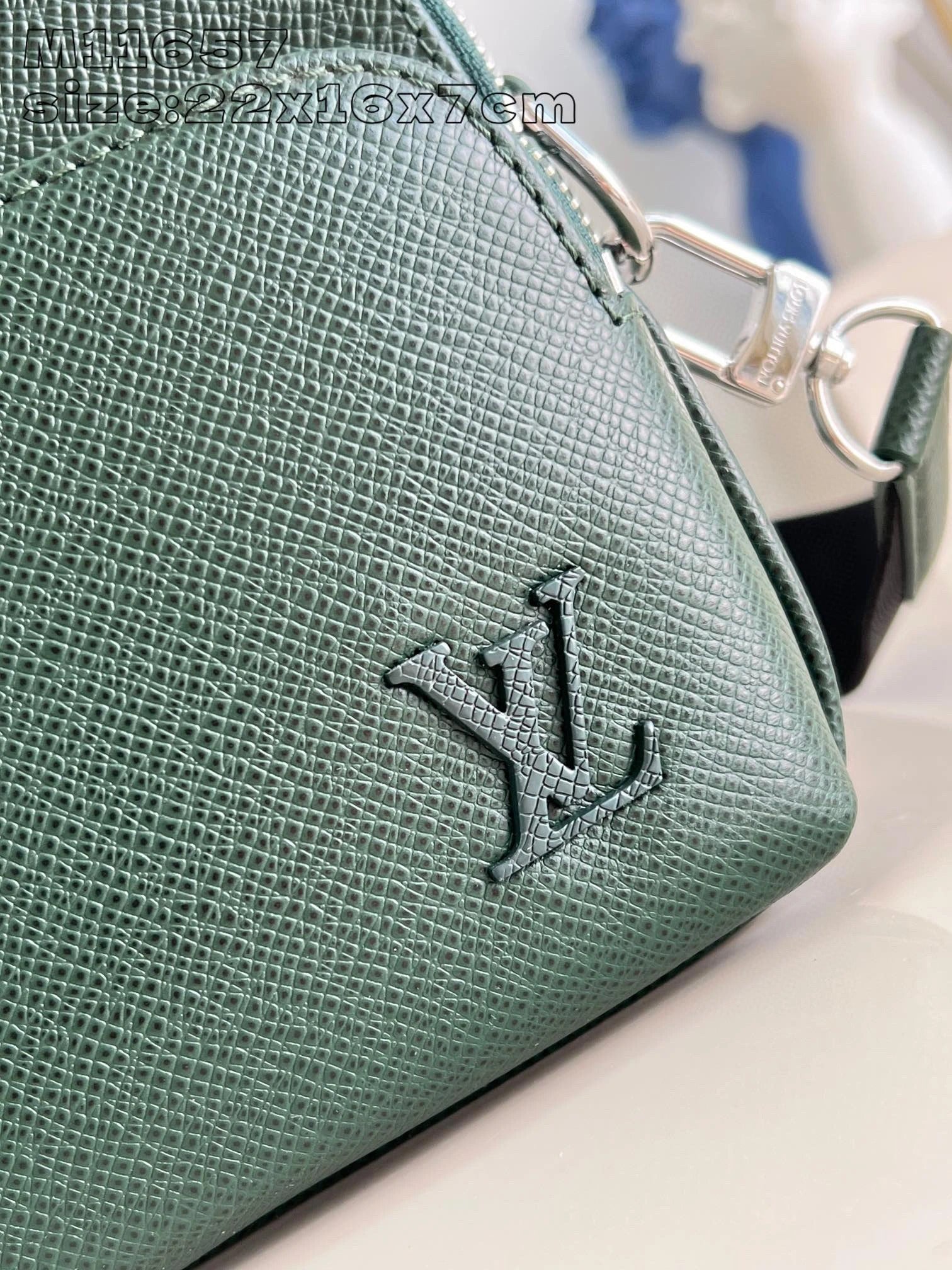 LOUIS VUITTON BAG