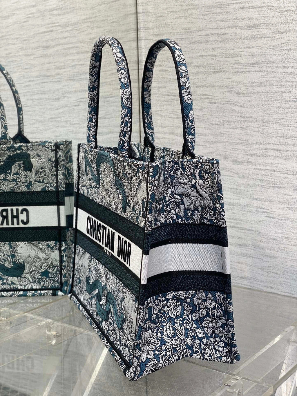DIOR BAG