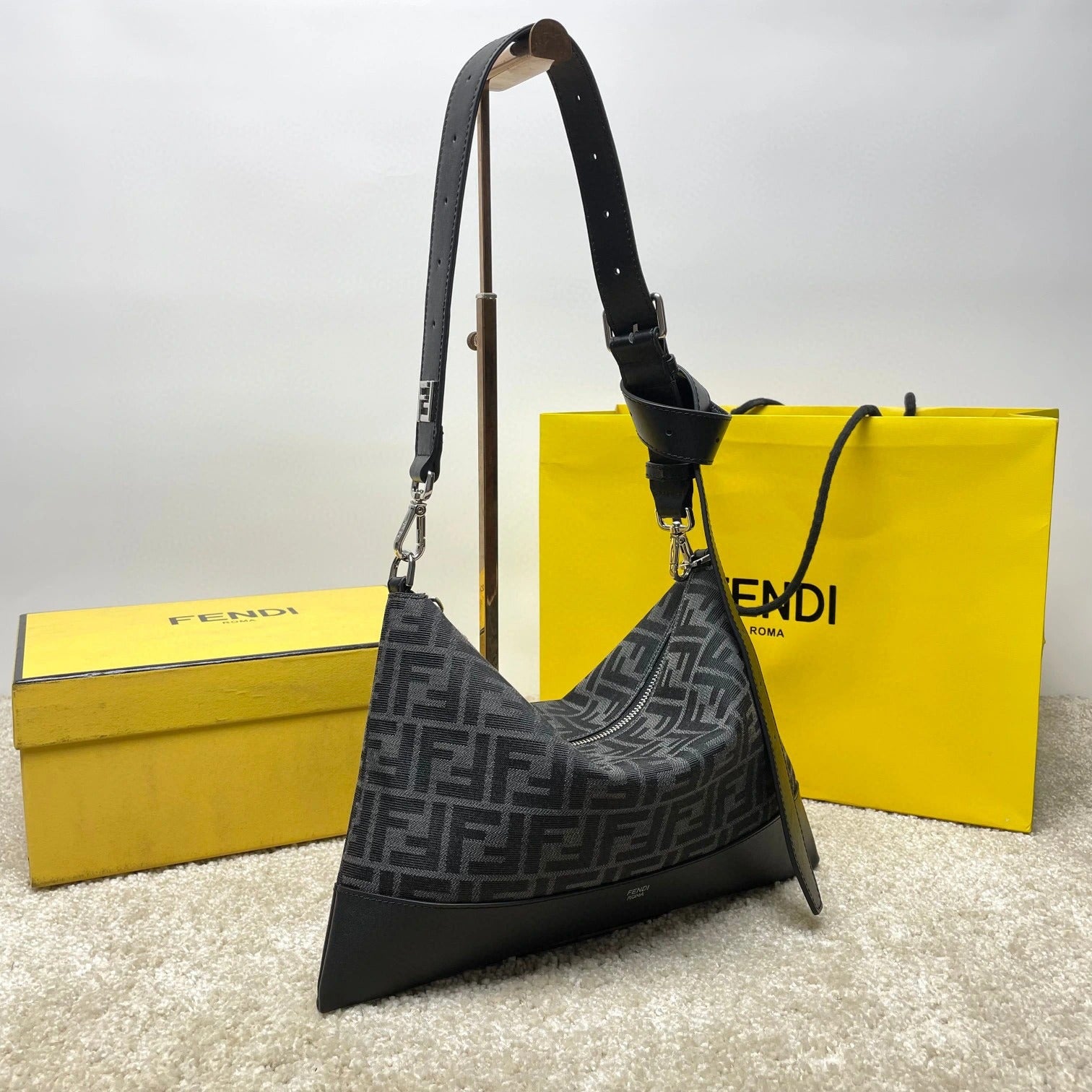 FENDI BAG