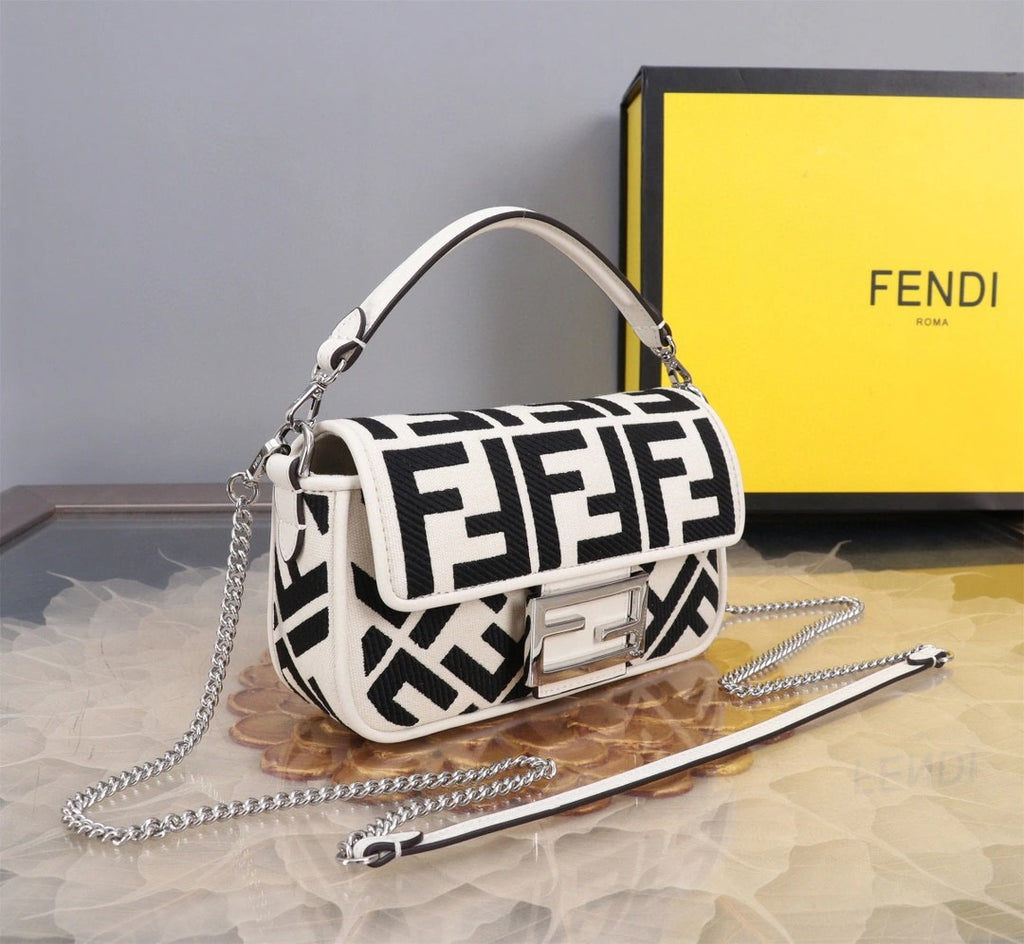 FENDI BAG