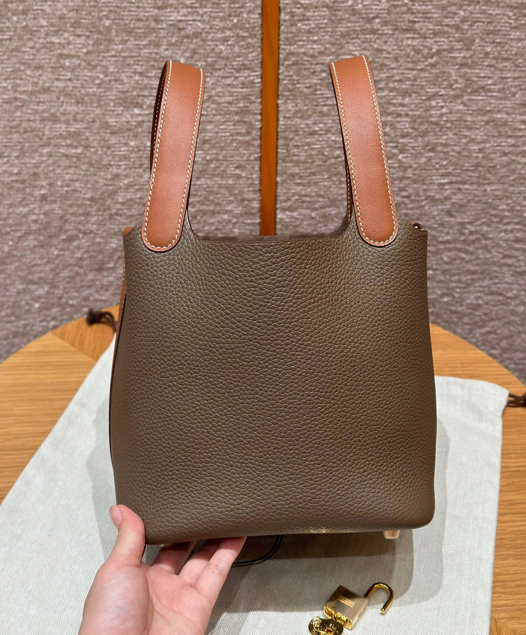 HERMES BAG